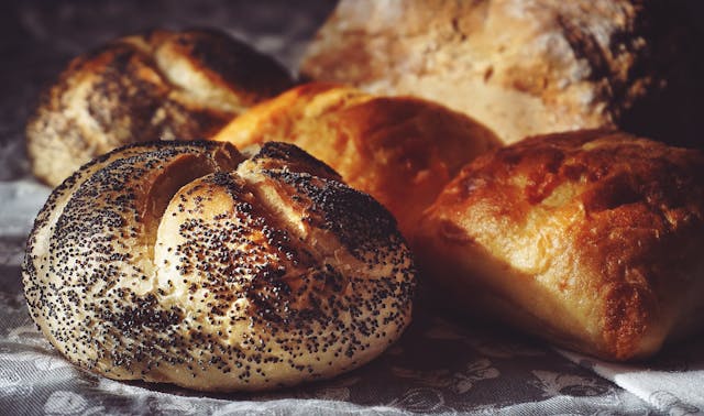 Njut av lunch i Halmstad med närproducerade råvaror och hembakade bakverk på Kött & Potatis.
